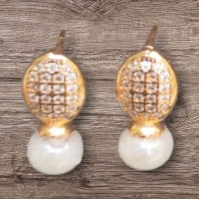 Aranya AD Sparkle Studs