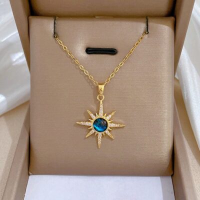 Anti-Tarnish Korean Necklace – A Blend of Elegance & Durability